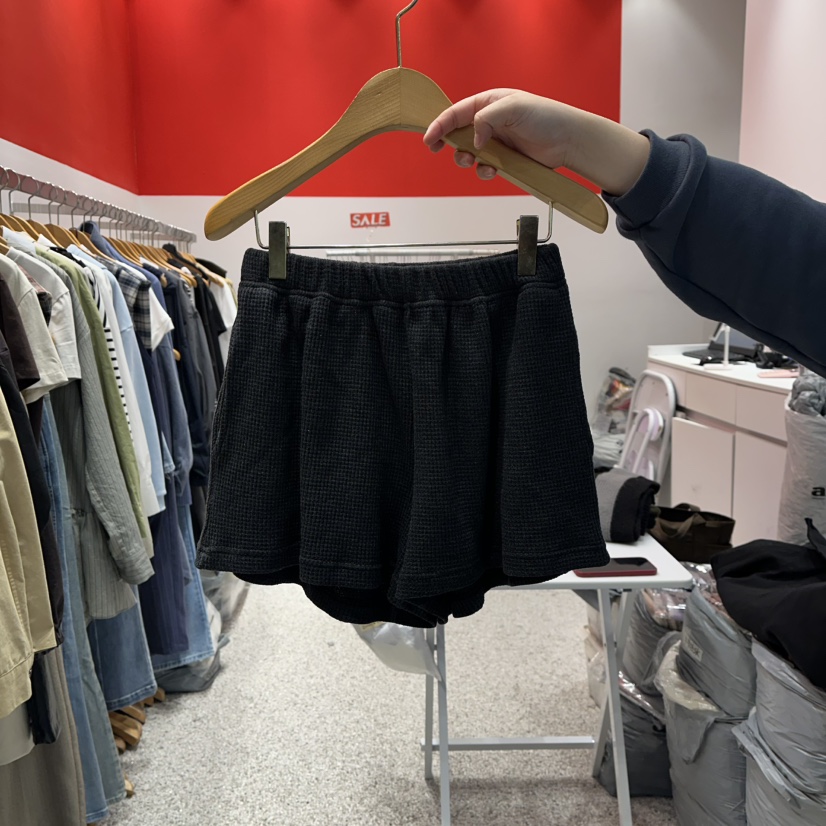 ATPZ韓國代購㊣女士新品休閑熱賣職業25秋冬人氣短褲華夫格ATTENTION PLEAES短褲圖色2