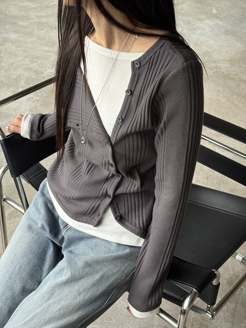 Verbena韓國直郵㊣女士新品熱賣休閑時尚人氣25秋冬長袖T恤Verbena長袖T恤