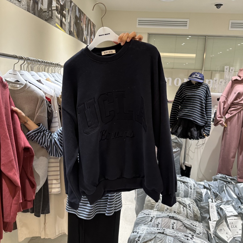 MOREMORE東大門㊣實拍女士新品時尚推薦真品職業熱賣衛衣加絨more more衛衣圖色2