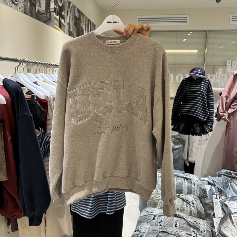MOREMORE東大門㊣實拍女士新品時尚推薦真品職業熱賣衛衣加絨more more衛衣圖色3