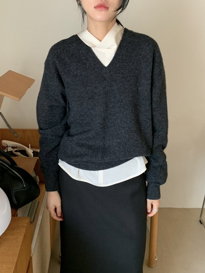 REGULARLY/PLACOR東大門㊣實拍女士新款職業針織衫V領羊絨REGULARLY/PLACOR針織衫