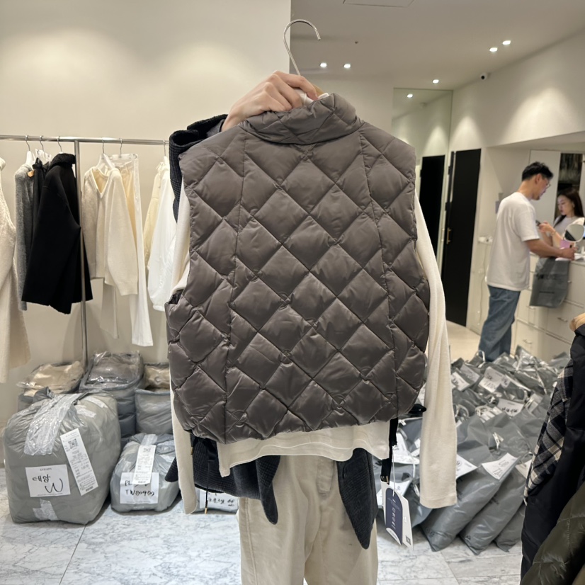 BLUEI-D東大門㊣直郵女士新品熱賣人氣休閑馬甲不含內搭鴨絨Blue i-d馬甲