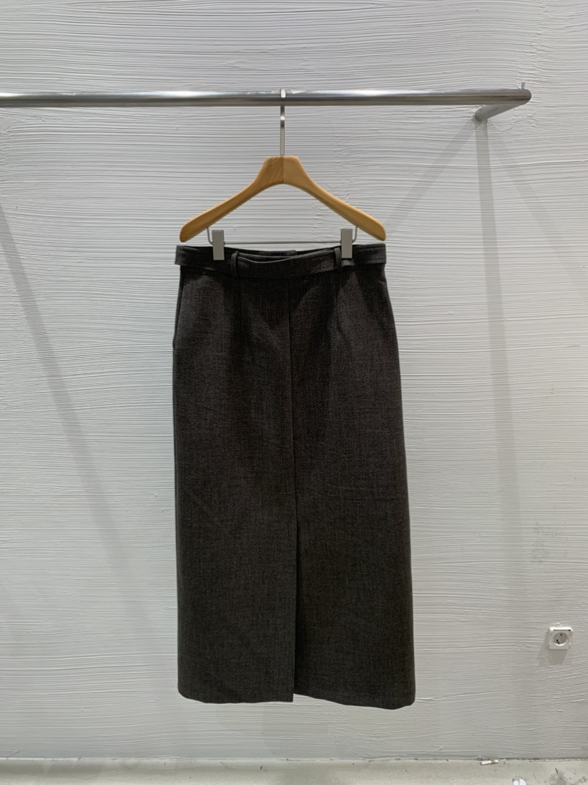 LUCY SALON東大門㊣代購女裝新品25秋冬推薦人氣長裙含腰帶LUCY SALON長裙