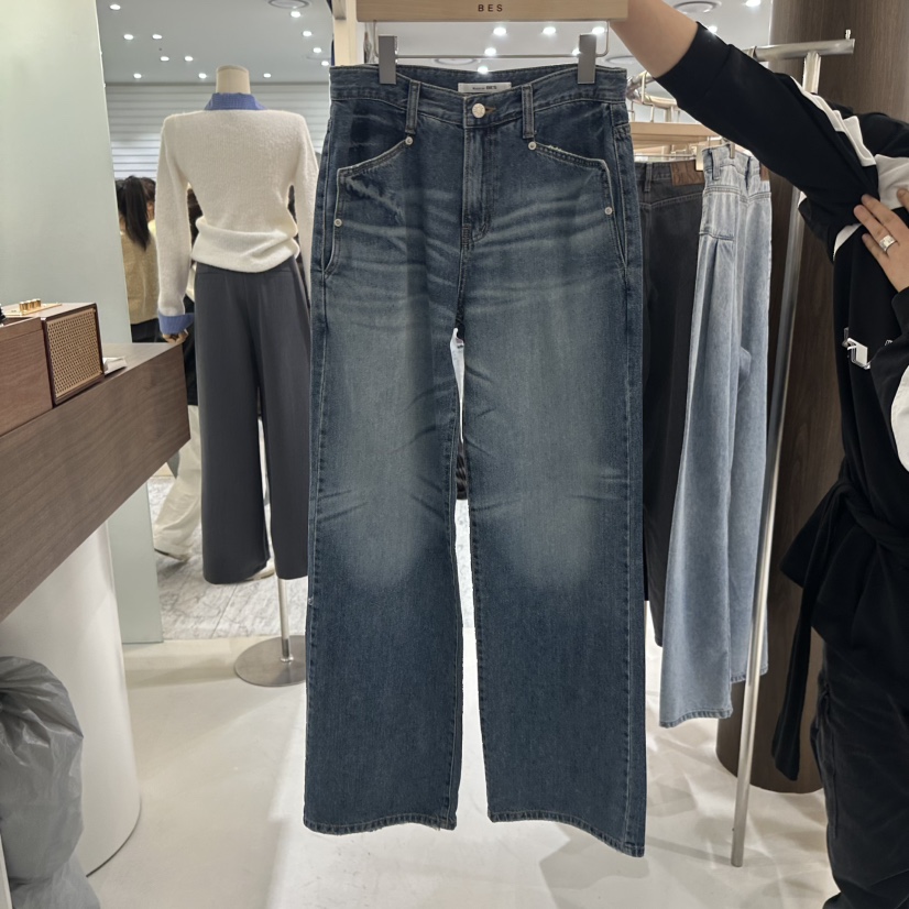 BES韓國代購㊣女裝新品熱賣人氣時尚職業25秋冬休閑推薦牛仔褲BES SEOUL牛仔褲