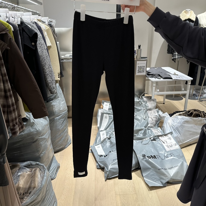 FAVOR-P韓國代購㊣女士新款熱賣真品25秋冬打底褲鯊魚褲緊身褲FAVOR-P打底褲/鯊魚褲圖色3黑色