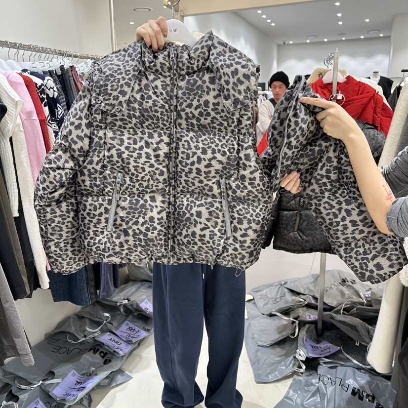 BENE東大門㊣代購女士新品25秋冬職業熱賣時尚推薦短款羽絨服BENE短款羽絨服