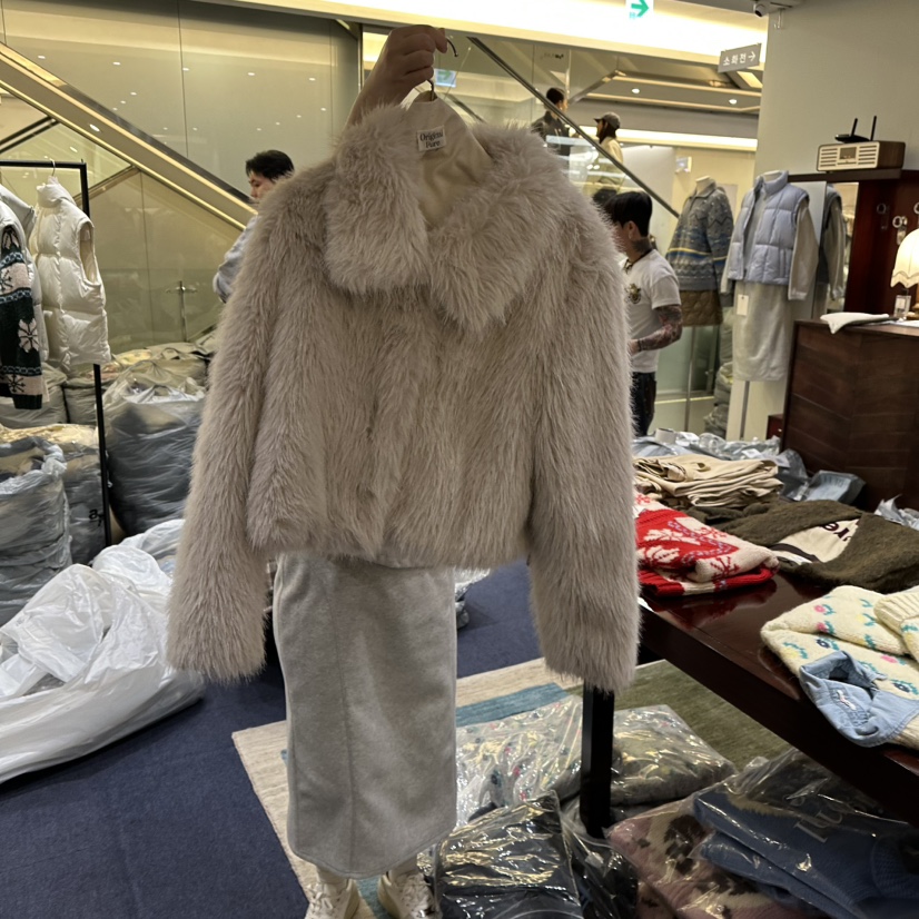 FURE東大門㊣代購女裝新款時尚人氣熱賣真品職業夾克毛皮柔軟FURE夾克