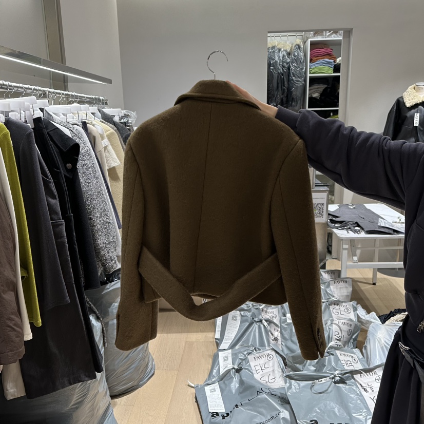 FAVOR-P韓國代購㊣女裝新品人氣時尚推薦休閑25秋冬短款大衣FAVOR-P短款大衣