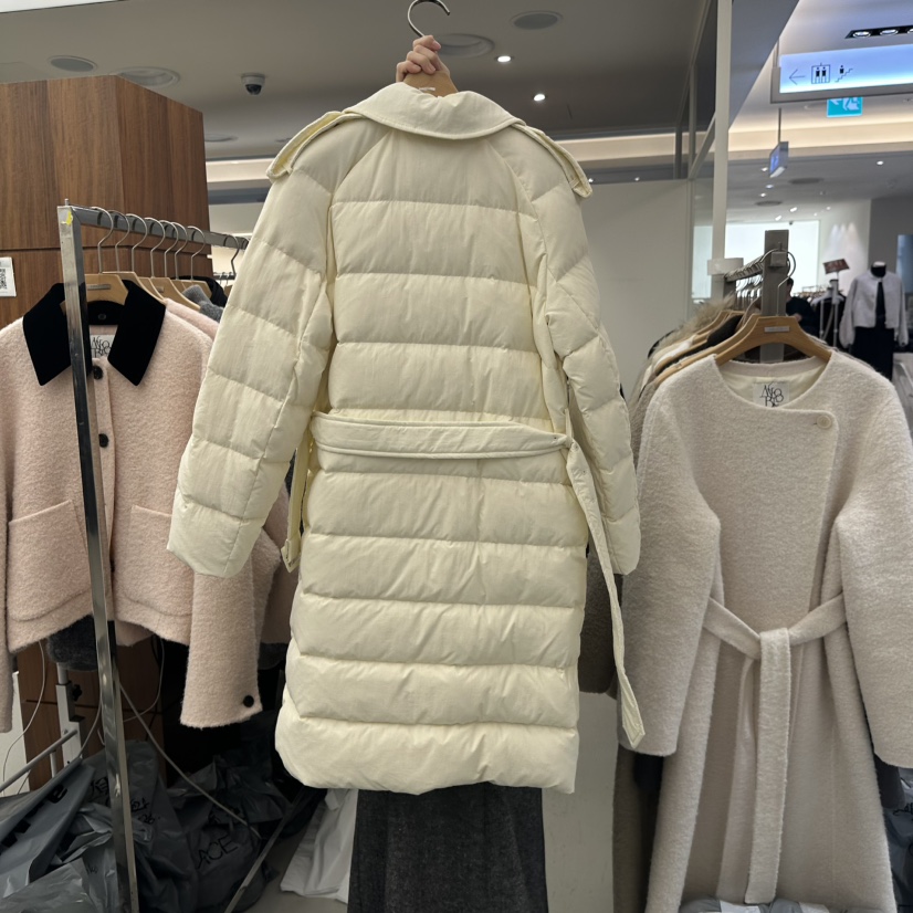 MER韓國代購㊣女裝新款推薦人氣熱賣長款羽絨服含腰帶長款鴨絨MER/ANGELO BIANCO長款羽絨服