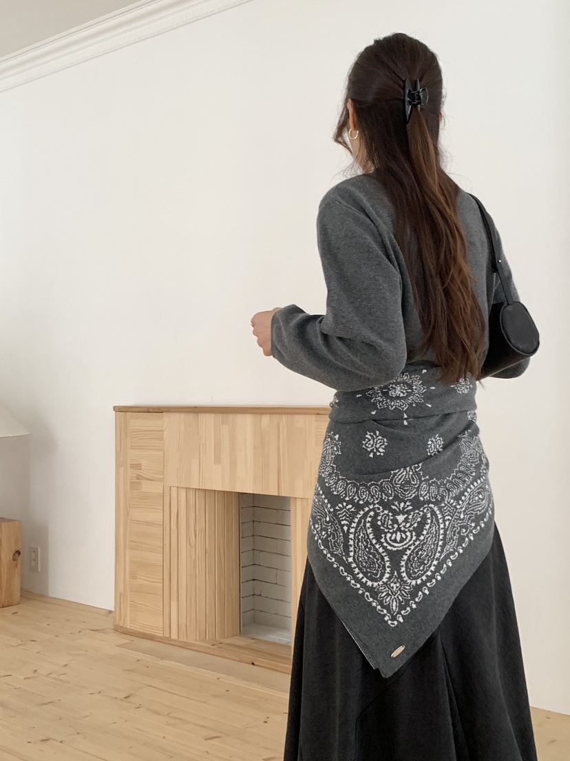 RE:OPENING韓國代購㊣女裝新品人氣推薦熱賣真品圍巾披肩圍巾RE:OPENING圍巾/披肩