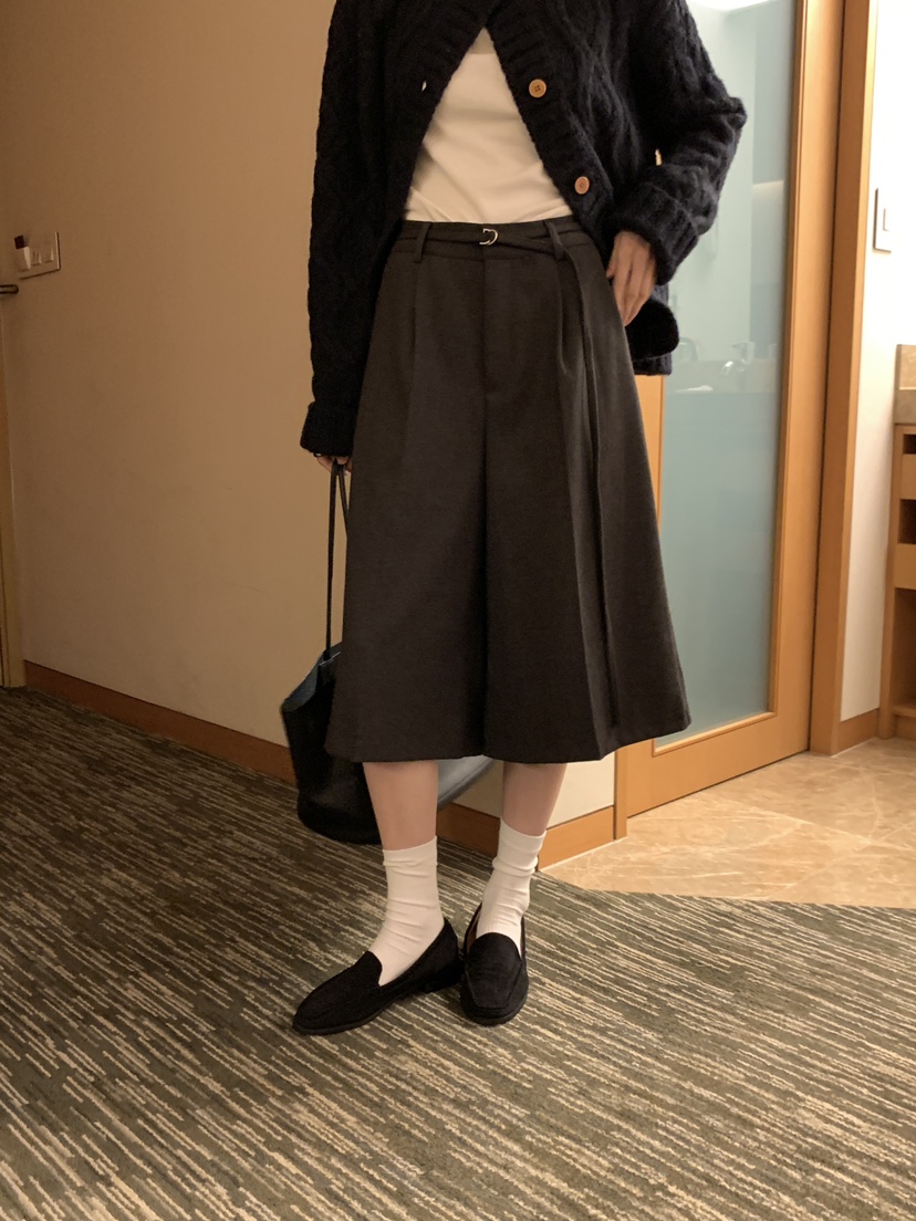 FRILL-T韓國代購㊣女士新款時尚熱賣真品人氣職業短褲含腰帶FRILL-T短褲