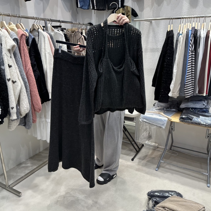 HOT PLACE東大門㊣代購女士新品時尚真品熱賣套裝含包套裝HOT PLACE/DREAM GIRIS套裝圖色2墨色