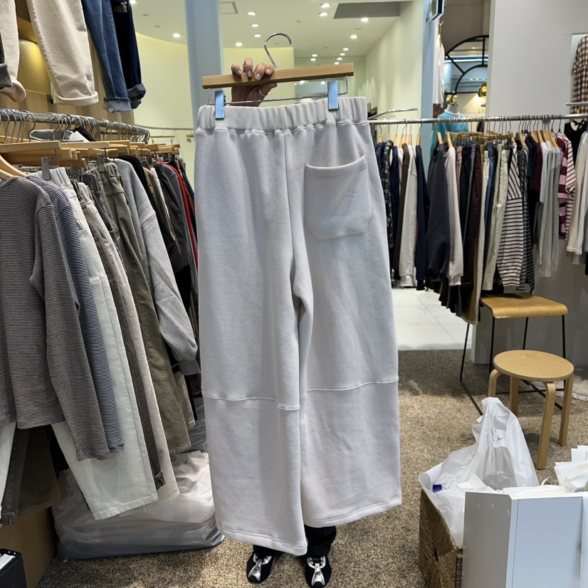 OTGEULY東大門㊣直郵女裝新款時尚推薦25秋冬休閑褲羊毛開衩OTGEULY/衣架牌休閑褲