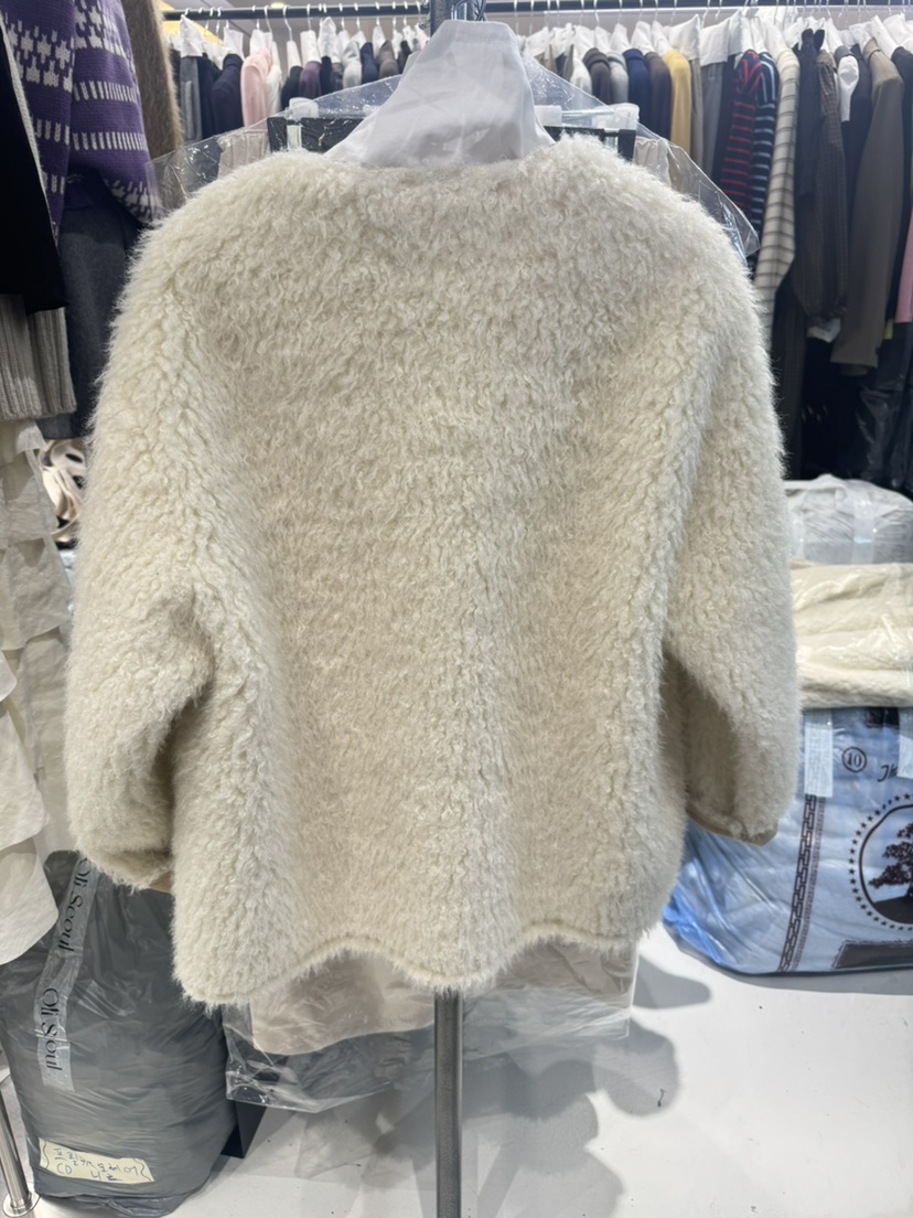 OLI SEOUL東大門㊣代購女士新品休閑熱賣真品推薦時尚夾克OLI SEOUL夾克