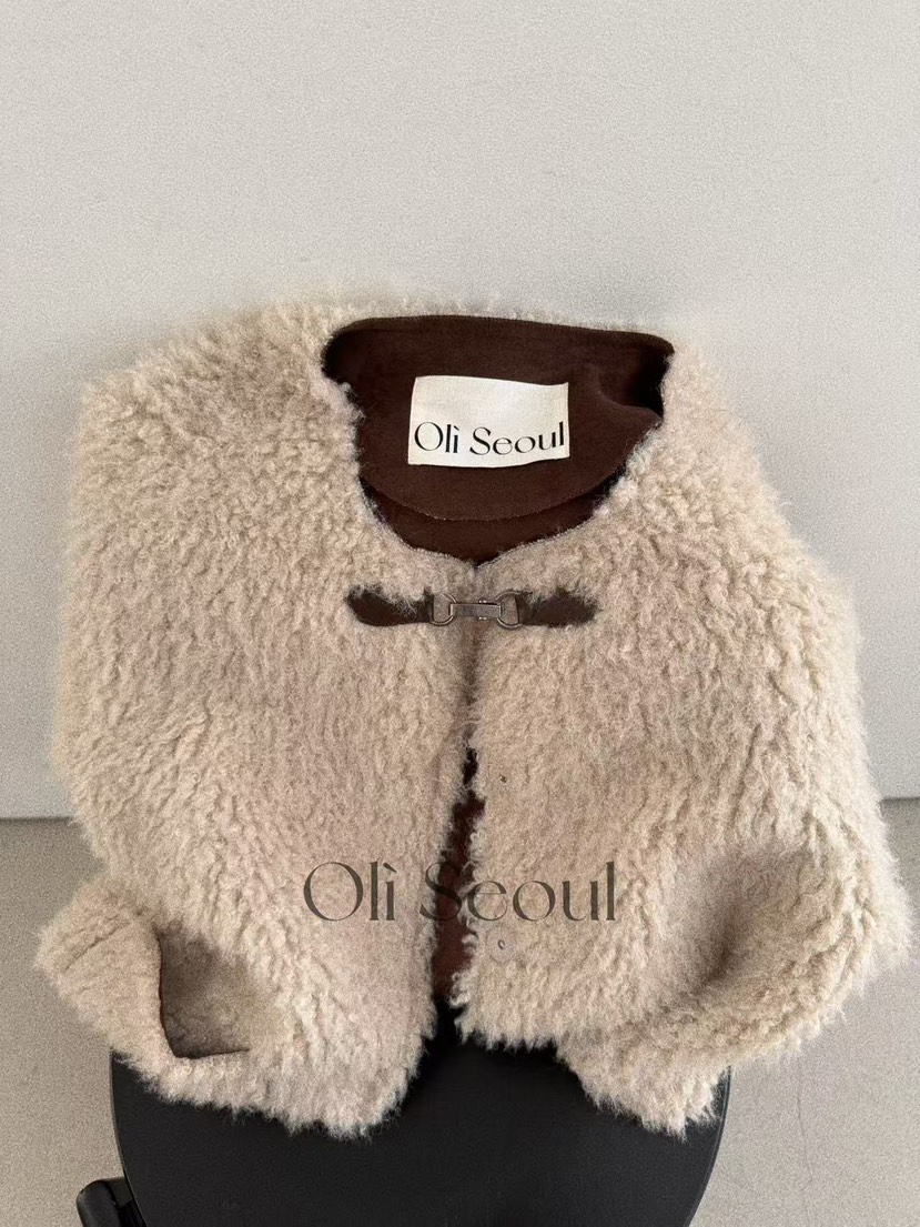 OLI SEOUL東大門㊣代購女士新品休閑熱賣真品推薦時尚夾克OLI SEOUL夾克