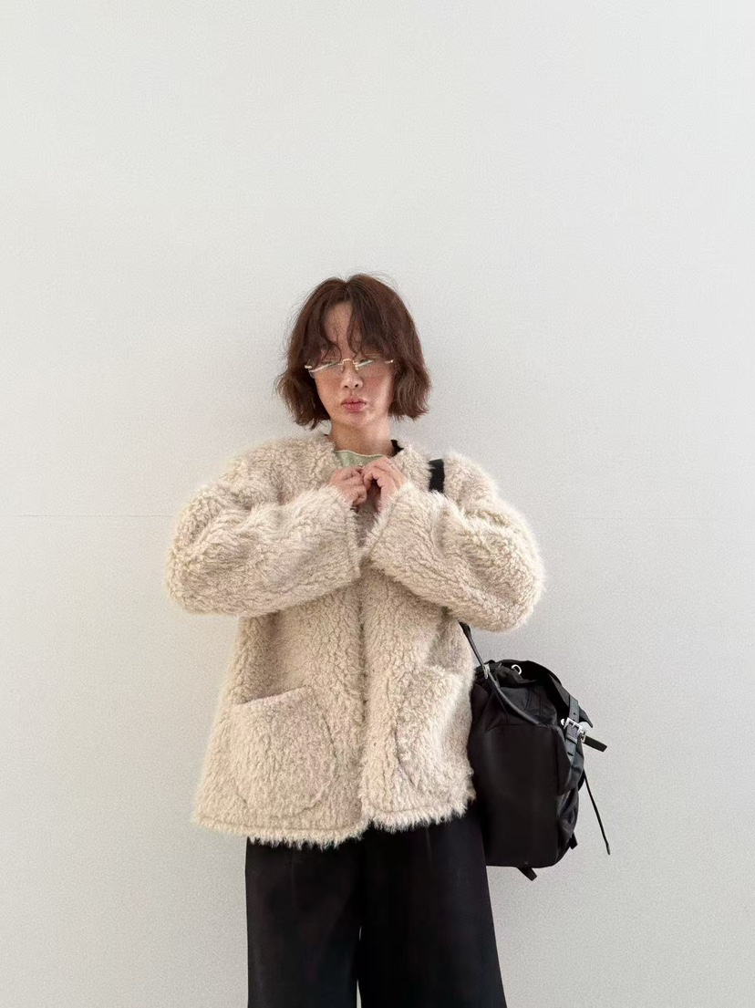 OLI SEOUL東大門㊣代購女士新品休閑熱賣真品推薦時尚夾克OLI SEOUL夾克