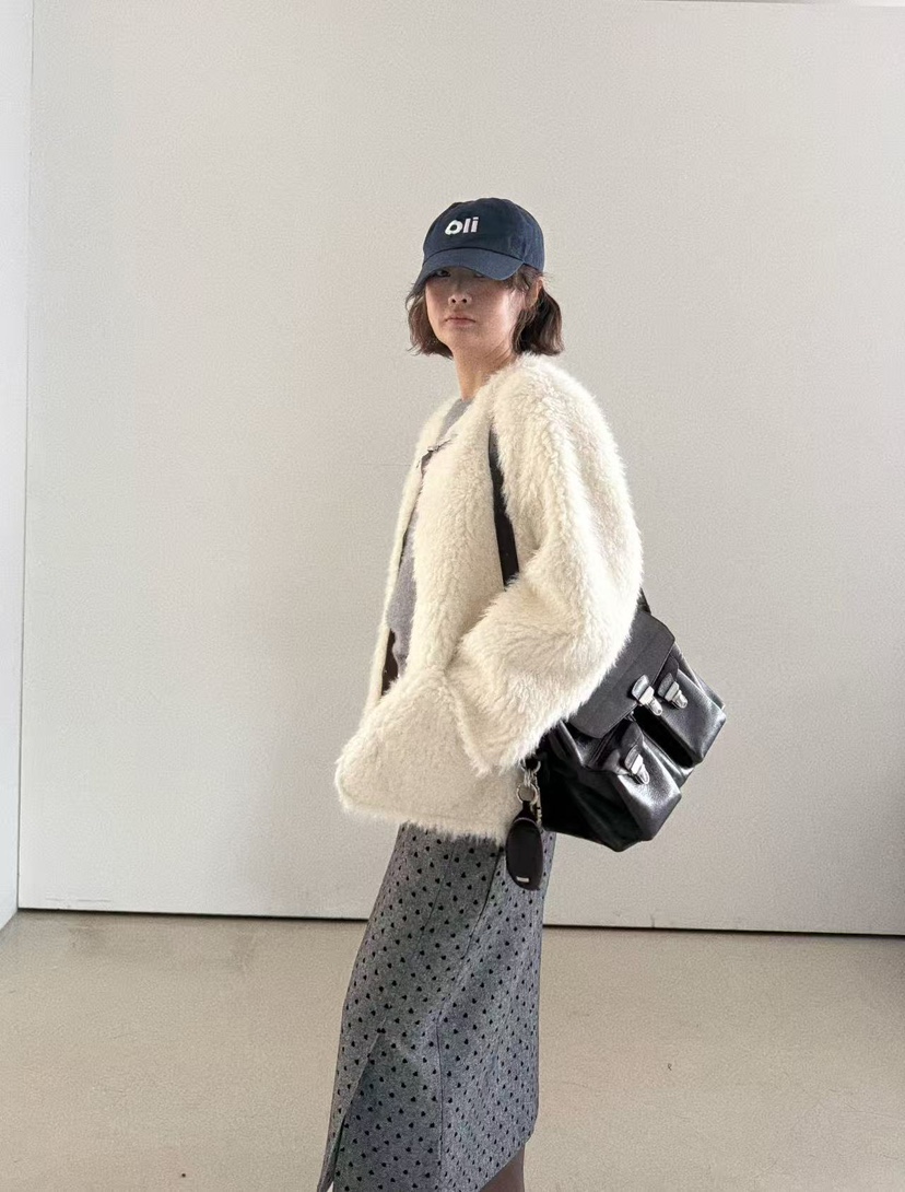 OLI SEOUL東大門㊣代購女士新品休閑熱賣真品推薦時尚夾克OLI SEOUL夾克