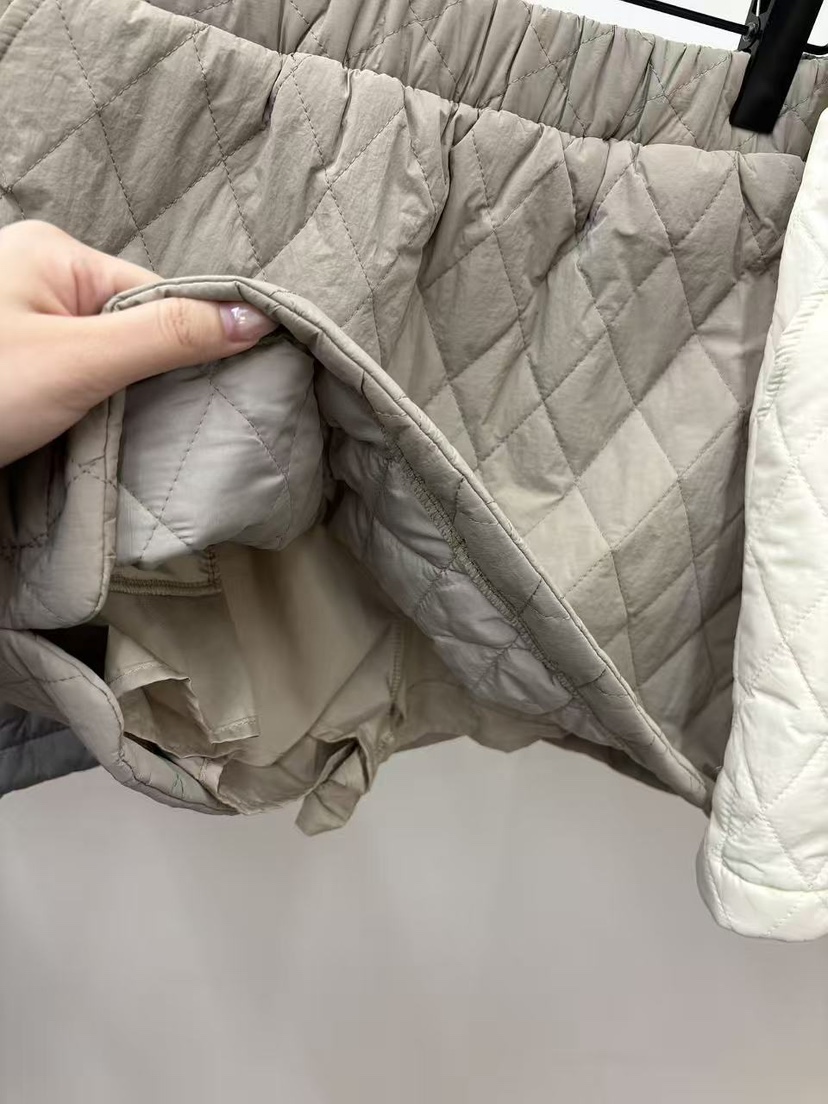 JENNIE韓國直郵㊣女士新品人氣時尚熱賣真品推薦休閑短褲填充JENNIE/VENEFIT短褲