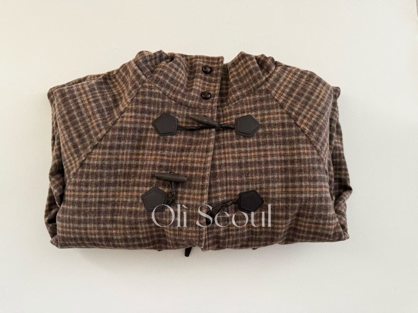 OLI SEOUL東大門㊣實拍女裝新款25秋冬熱賣真品中長款大衣OLI SEOUL中長款大衣