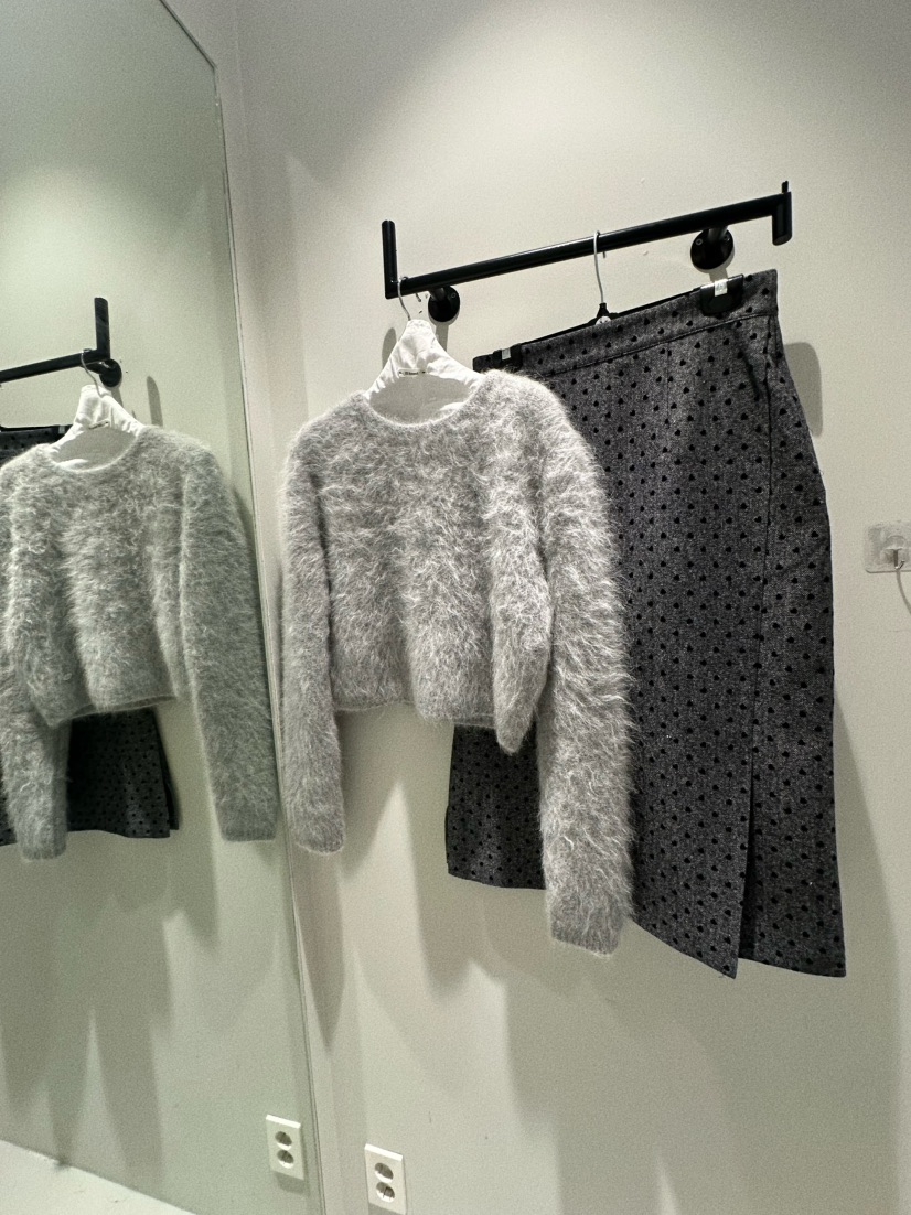 OLI SEOUL韓國代購㊣女士新品熱賣真品職業時尚人氣25秋冬長裙OLI SEOUL長裙