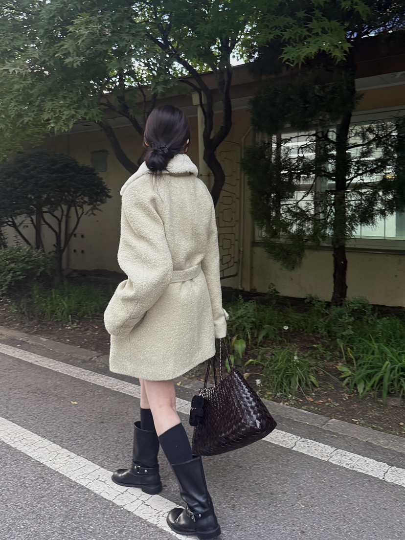 ADELINE東大門㊣直郵女裝新品推薦職業時尚25秋冬短款大衣含腰帶ADELINE短款大衣