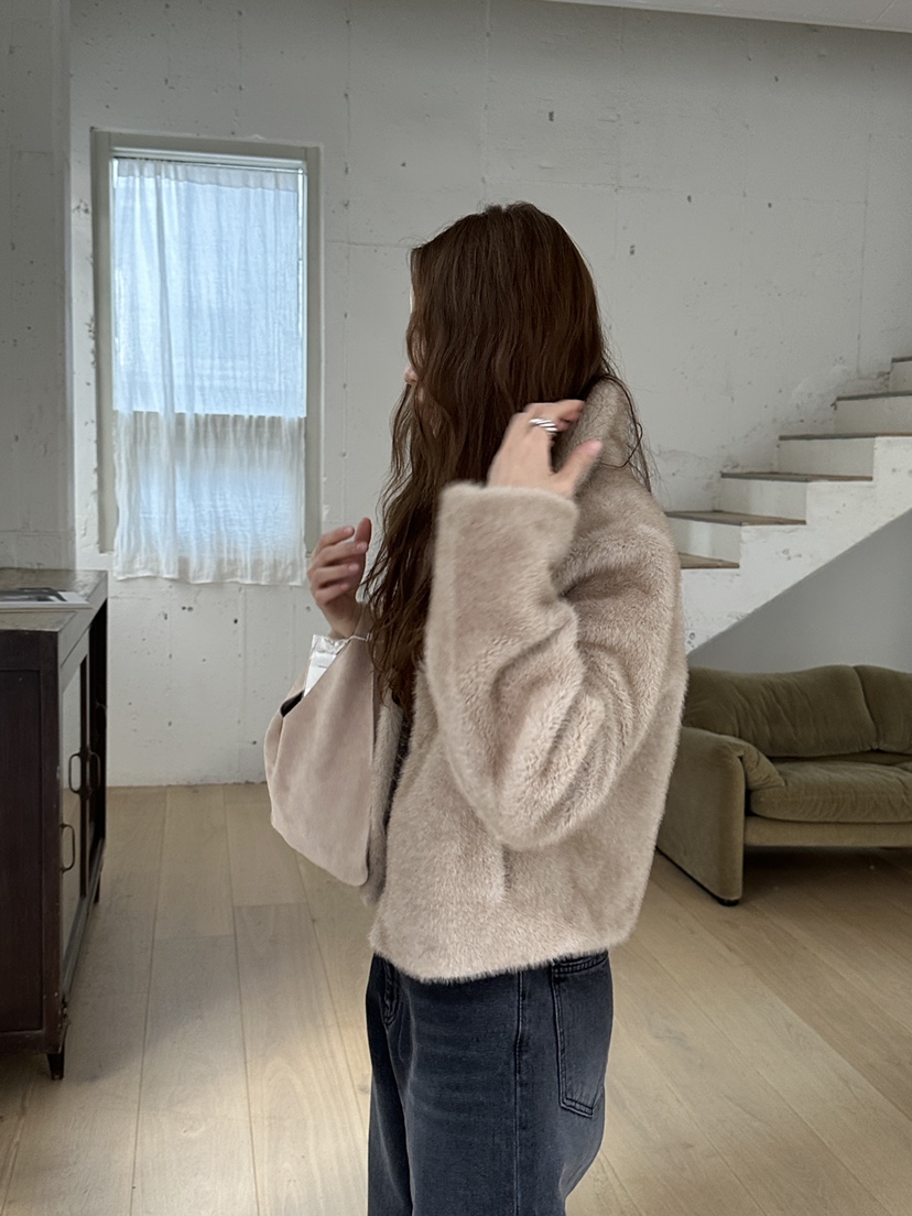 JEONG GAM STUDIOS東大門㊣實拍女士新款人氣短款大衣貂皮JEONG GAM短款大衣