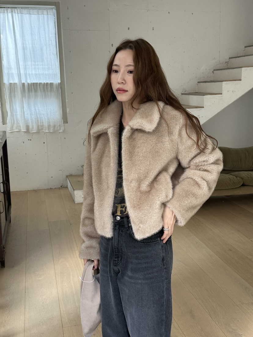 JEONG GAM STUDIOS東大門㊣實拍女士新款人氣短款大衣貂皮JEONG GAM短款大衣