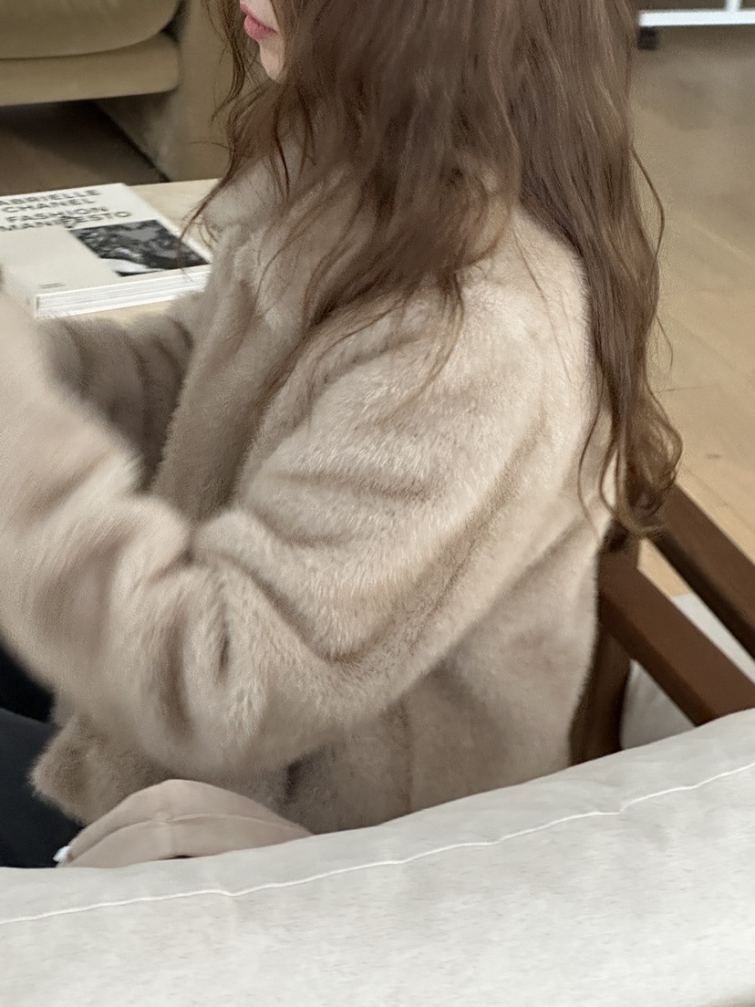 JEONG GAM STUDIOS東大門㊣實拍女士新款人氣短款大衣貂皮JEONG GAM短款大衣