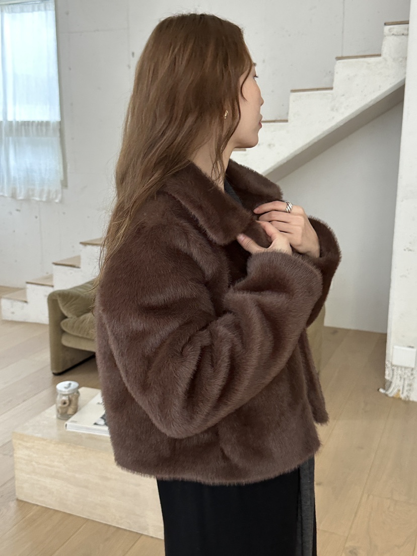 JEONG GAM STUDIOS東大門㊣實拍女士新款人氣短款大衣貂皮JEONG GAM短款大衣