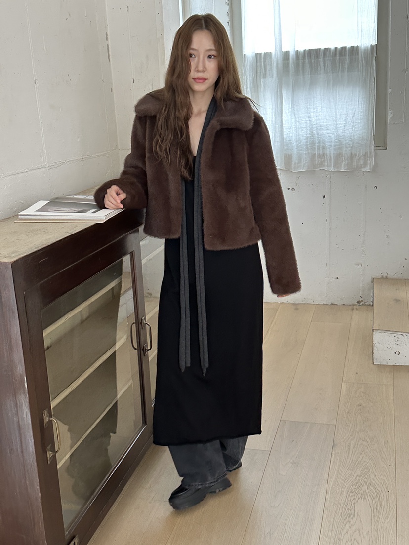 JEONG GAM STUDIOS東大門㊣實拍女士新款人氣短款大衣貂皮JEONG GAM短款大衣