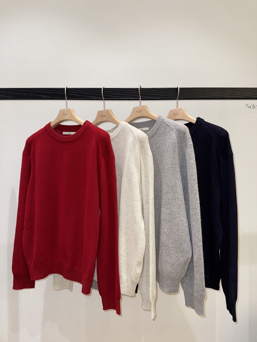 NDE東大門㊣實拍女士新品休閑熱賣職業真品套裝羊毛圍巾套裝NDE套裝