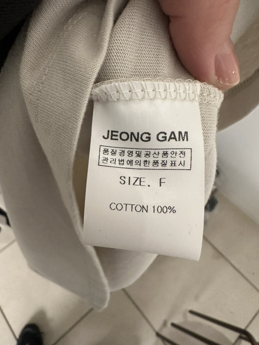 JEONG GAM STUDIOS韓國代購㊣女裝新款人氣推薦長袖T恤紐扣JEONG GAM長袖T恤