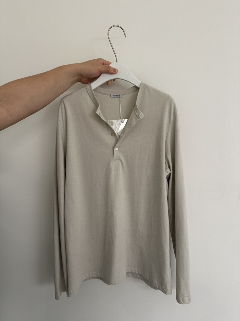 JEONG GAM STUDIOS韓國代購㊣女裝新款人氣推薦長袖T恤紐扣JEONG GAM長袖T恤圖色1