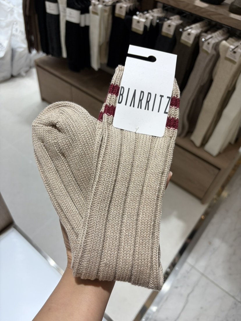 MU:TI韓國直郵㊣女裝新品時尚休閑熱賣真品職業25秋冬人氣襪子MU:TI襪子圖色4