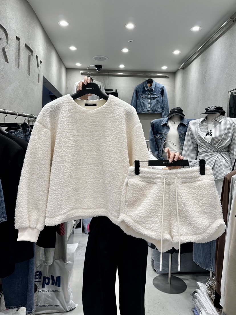 CELEBRITY-A東大門㊣實拍女士新品職業時尚25秋冬真品短褲CELEBRITY-A短褲