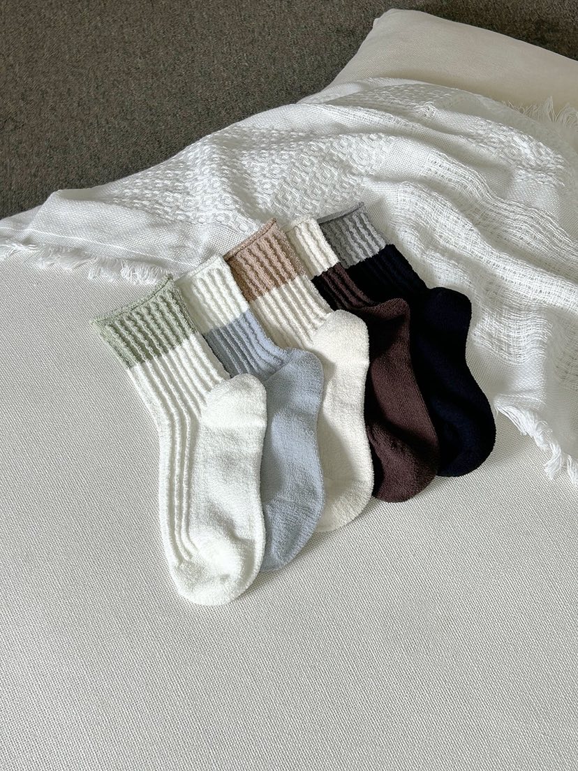 MU:TI東大門㊣實拍女裝新品時尚熱賣人氣真品推薦職業25秋冬襪子MU:TI襪子