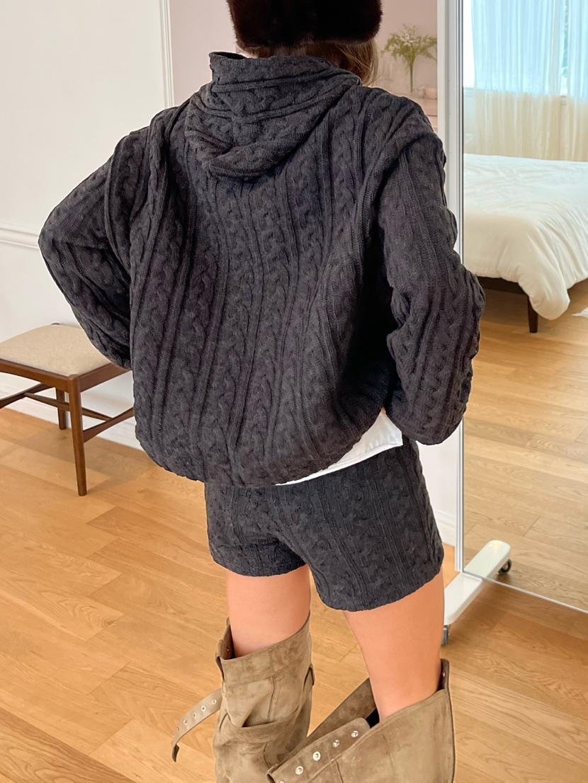 LOVE PULL東大門㊣實拍女裝新品休閑時尚推薦真品熱賣套裝LOVE PULL套裝