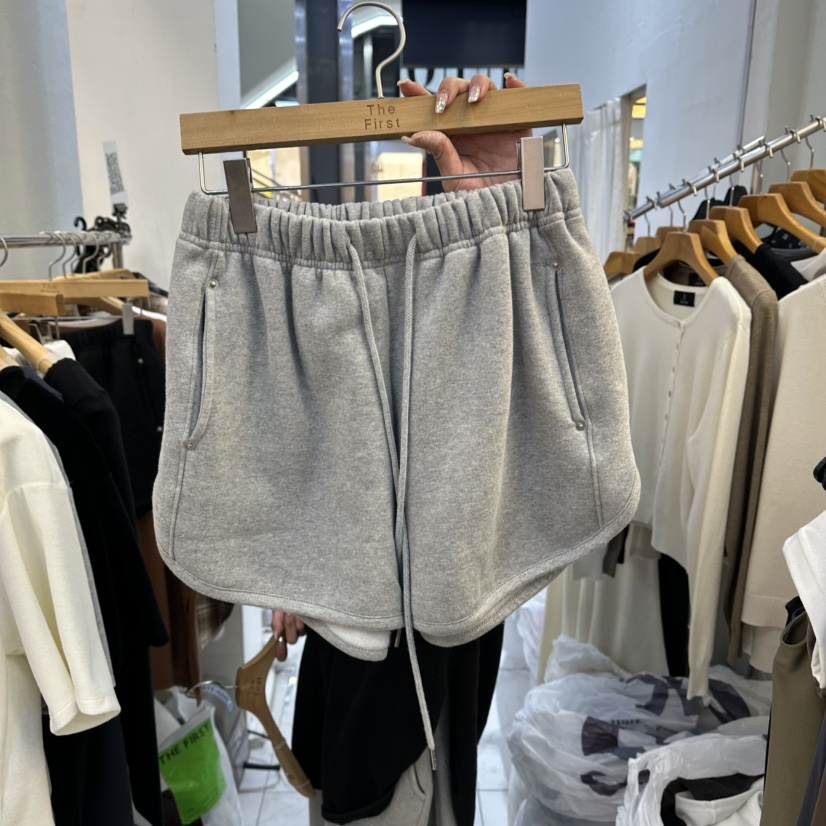 THE FIRST-Q東大門㊣代購女士新款人氣職業推薦休閑熱賣短褲THE FIRST短褲圖色2