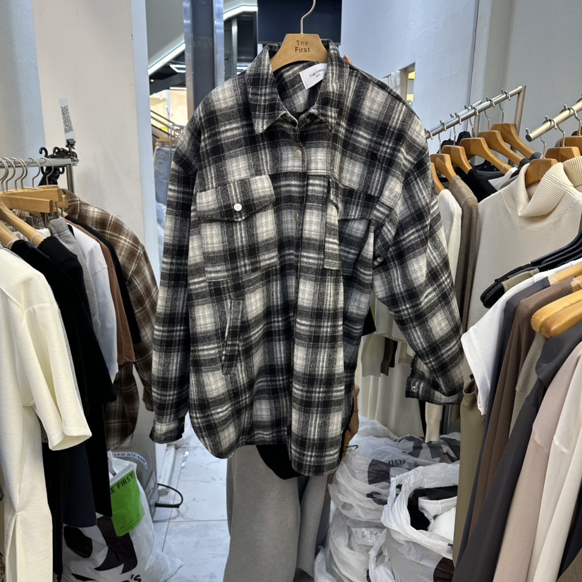 THE FIRST-Q東大門㊣直郵女士新款人氣襯衫蕾絲衫奶油色羊毛格紋THE FIRST襯衫/蕾絲衫圖色1