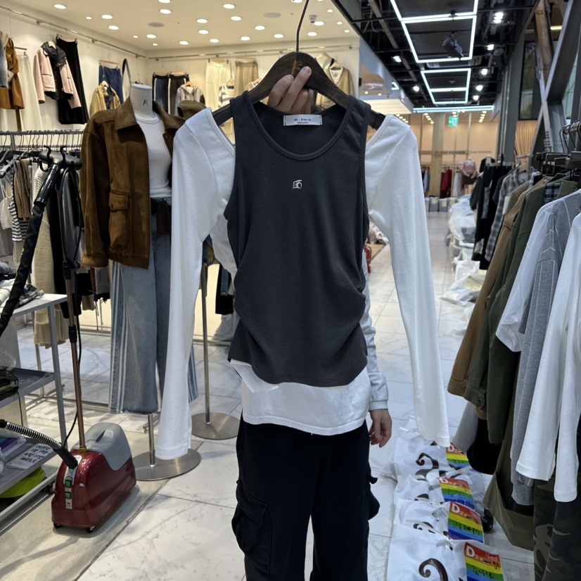 A2/D2東大門㊣直郵女士新品休閑推薦時尚熱賣長袖T恤假兩件A2/D2長袖T恤圖色2