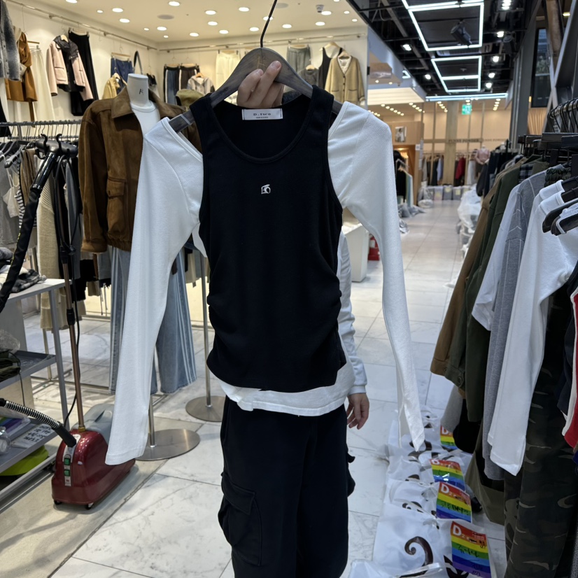 A2/D2東大門㊣直郵女士新品休閑推薦時尚熱賣長袖T恤假兩件A2/D2長袖T恤圖色3