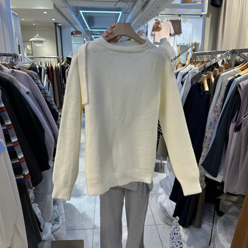 HARU韓國直郵㊣女裝新品25秋冬真品時尚熱賣推薦毛衣含脖帶HARU-Q毛衣