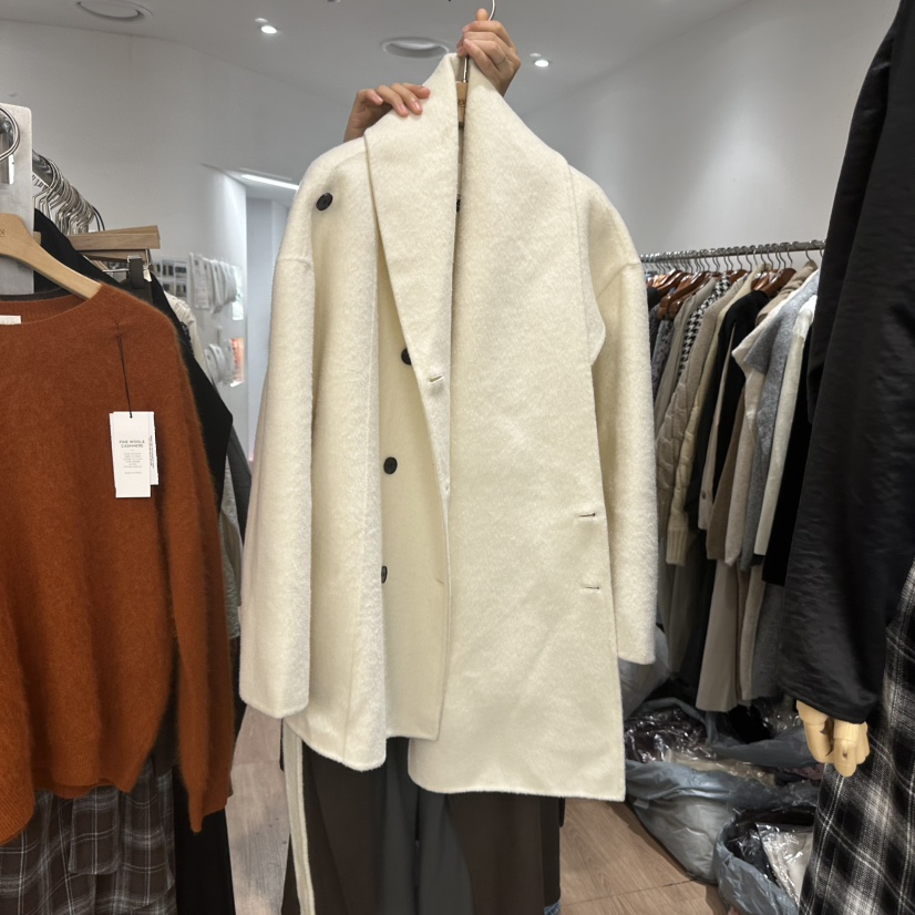 LEWIN東大門㊣代購女士新款推薦短款大衣手工制作含腰帶圍巾LEWIN短款大衣