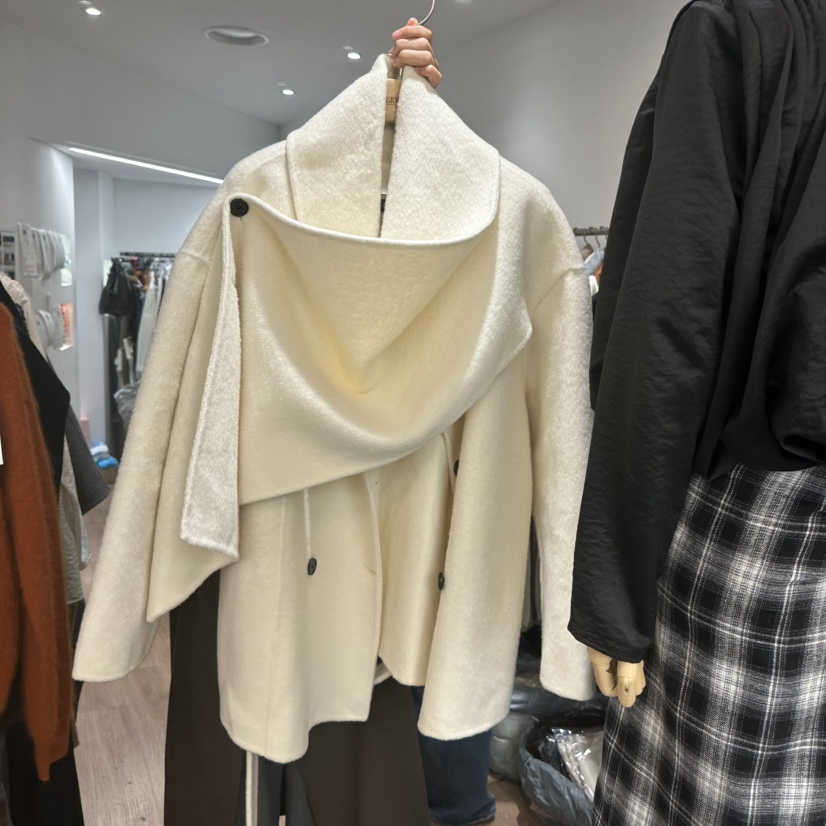 LEWIN東大門㊣代購女士新款推薦短款大衣手工制作含腰帶圍巾LEWIN短款大衣圖色2