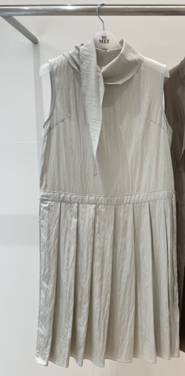 MEET ME東大門㊣直郵女士新款職業推薦熱賣真品休閑連衣裙MEET ME連衣裙圖色1