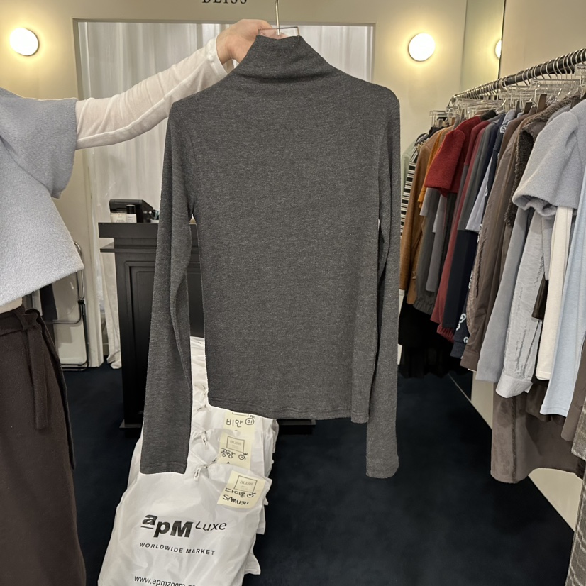 BLISS東大門㊣實拍女裝新品休閑25秋冬推薦熱賣時尚長袖T恤BLISS長袖T恤圖色2