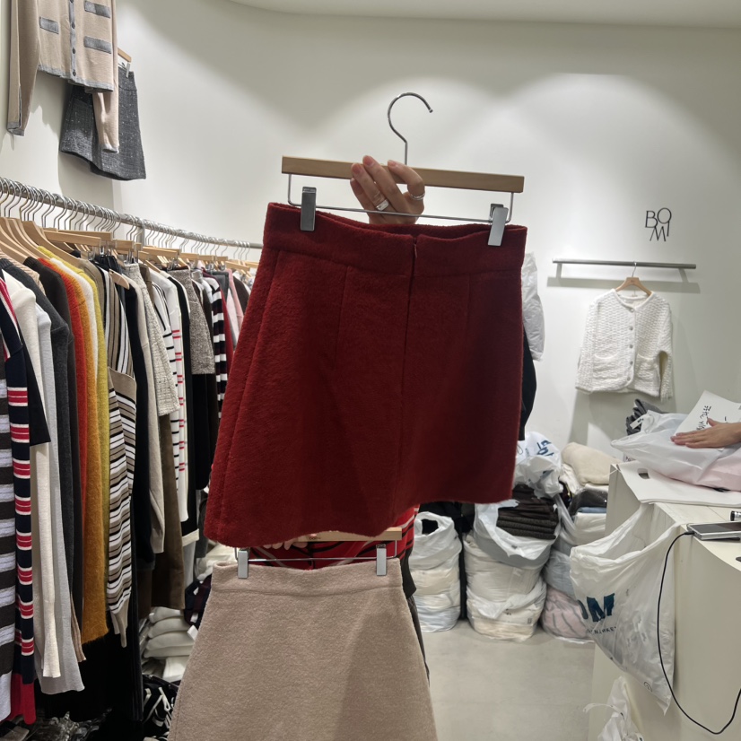 BY BOMI東大門㊣實拍女士新款熱賣時尚職業人氣25秋冬短裙BY BOMI短裙