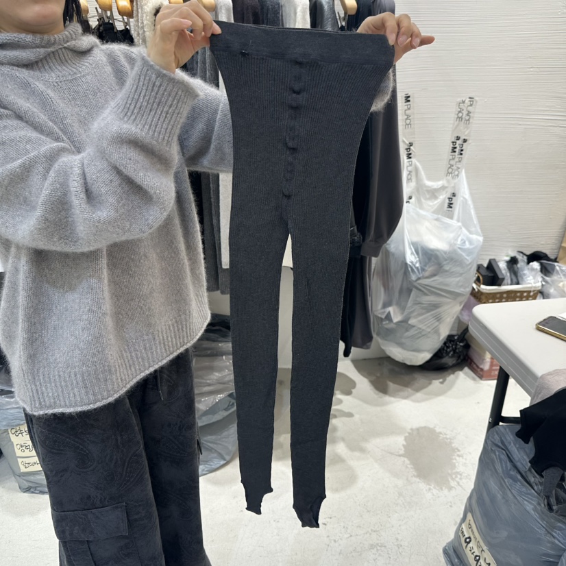 LUCY SALON東大門㊣直郵女士新款25秋冬打底褲鯊魚褲緊身褲LUCY SALON打底褲/鯊魚褲