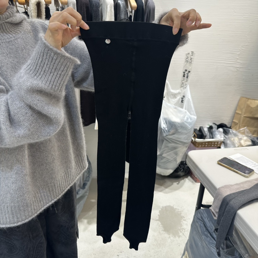 LUCY SALON東大門㊣實拍女士新款時尚休閑打底褲鯊魚褲緊身褲LUCY SALON打底褲/鯊魚褲圖色3黑色