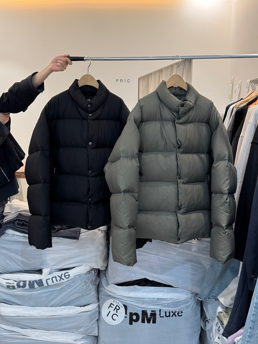 FRIC東大門㊣直郵女士新款25秋冬時尚真品推薦短款羽絨服鴨絨FRIC短款羽絨服
